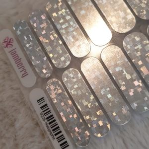 Jamberry Halographic